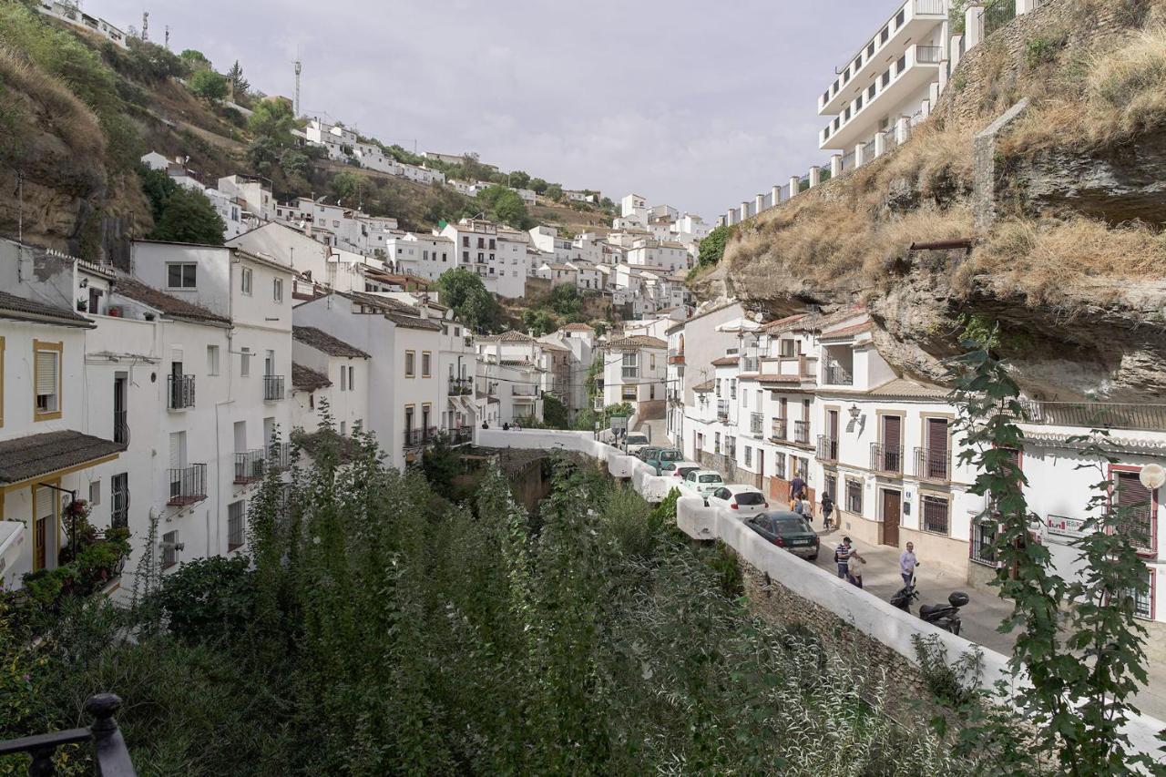 Casa Rural Las Cuevas De Setenil Setenil De Las Bodegas Экстерьер фото