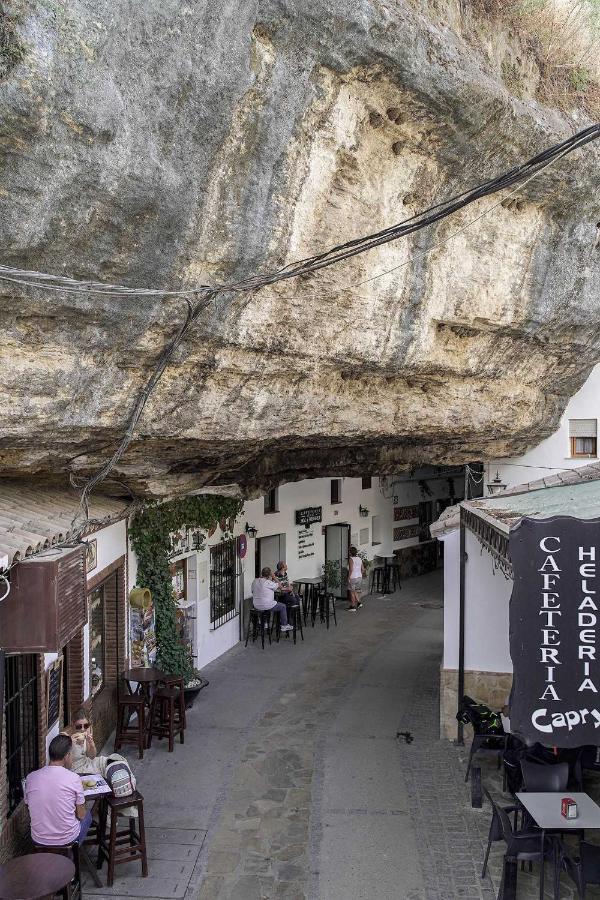 Casa Rural Las Cuevas De Setenil Setenil De Las Bodegas Экстерьер фото